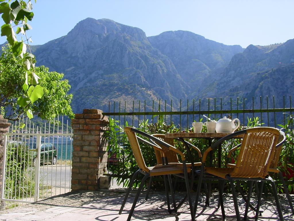 Apartment Mimosa Kotor Quarto foto